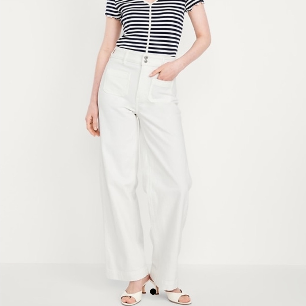 Old Navy Extra High-Rise Sky-High Wide Leg Jeans - Picture 6 of 7